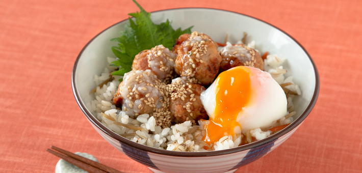 金平つくね丼（塩麹だれ） | 美味しく便秘を解消【簡単レシピ】 | お